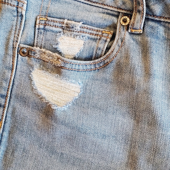 NWOT! AE High Kick Crop Jeans - Picture 6 of 6